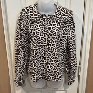 H&M Leopard Print Button-Up Blouse. Sz Medium